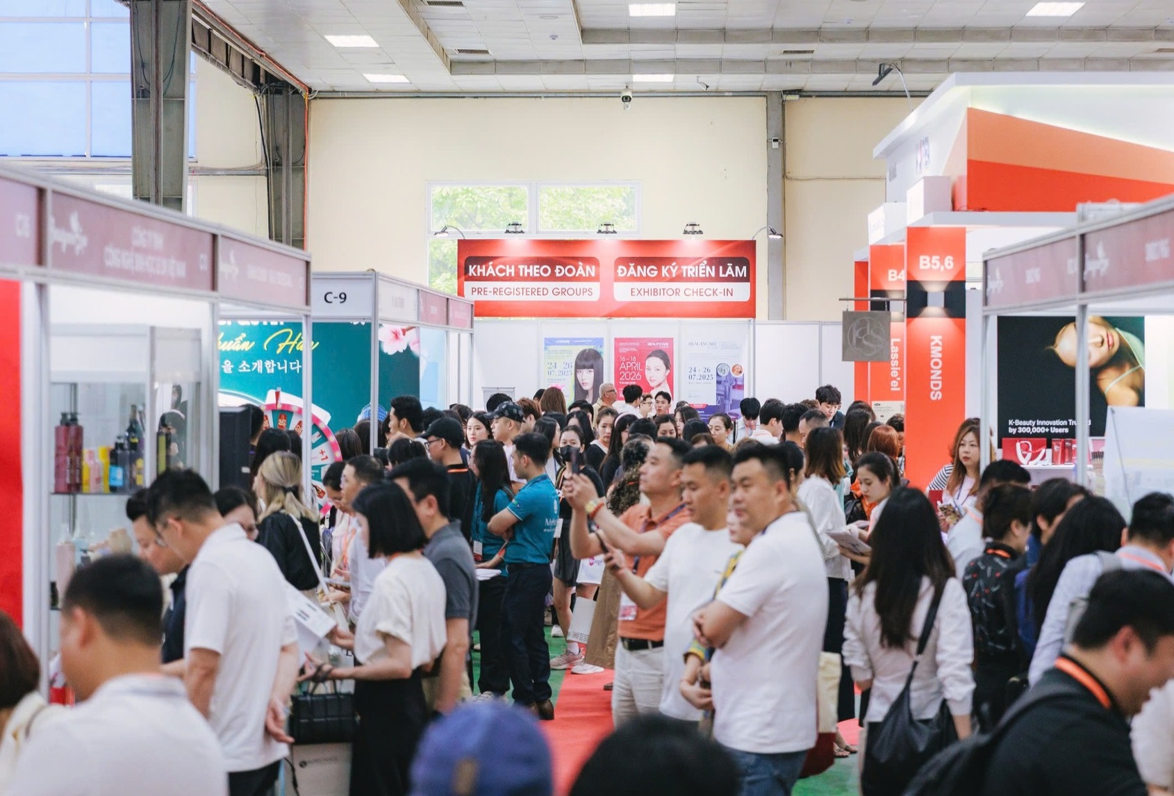 Beautycare Expo Hanoi 2025 chính thức khai mạc tại Hà Nội